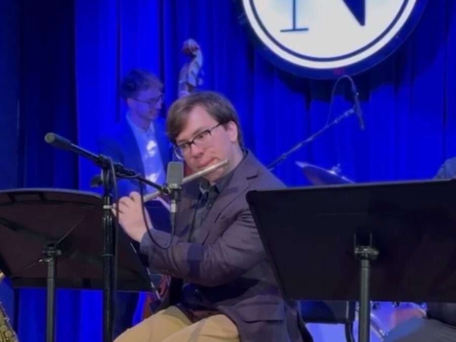 Andrew Wittmer on flute at the Noce Jazz Club